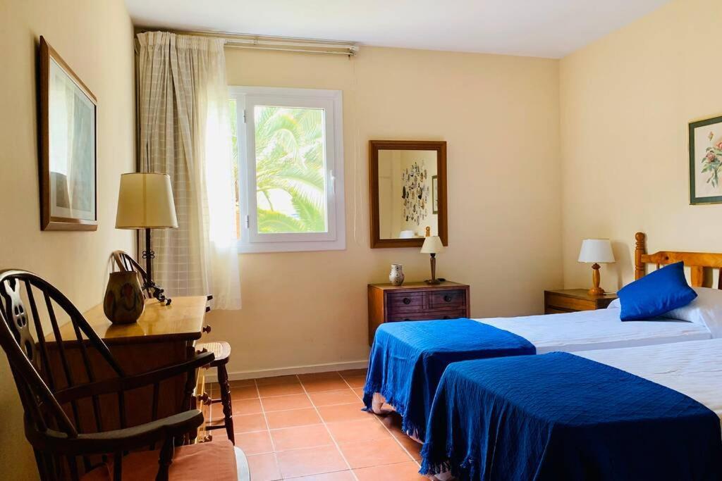 Appartement Book Ibiza Salou Extérieur photo