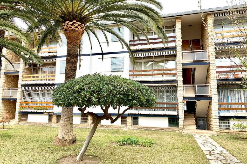 Appartement Book Ibiza Salou Extérieur photo